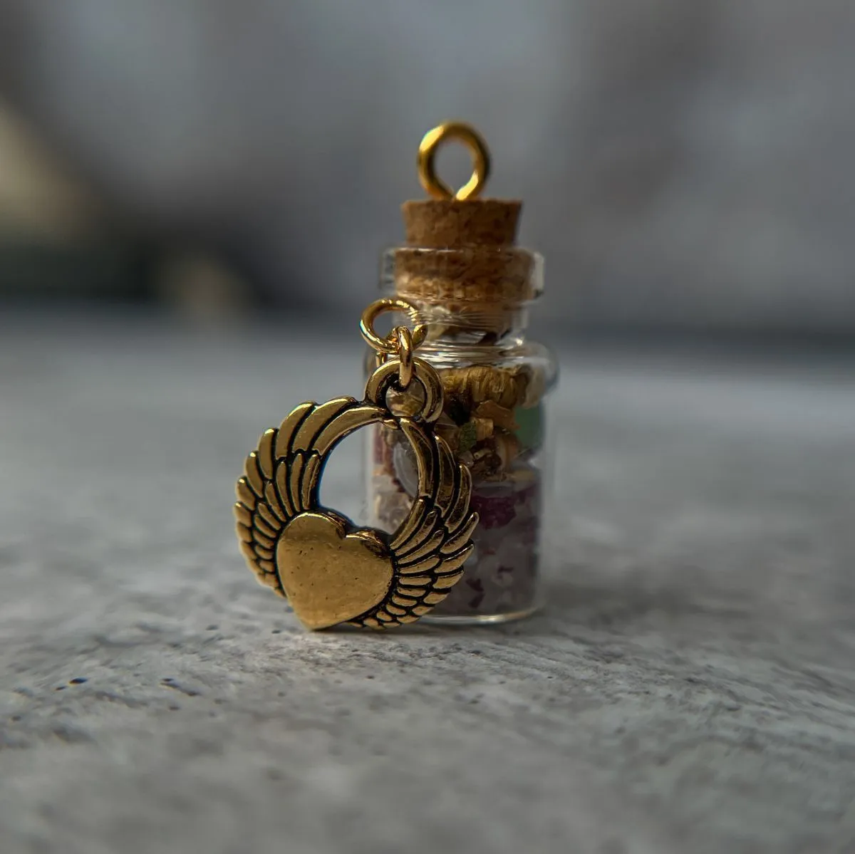 Магическая бутылочка "Привлечение любви"