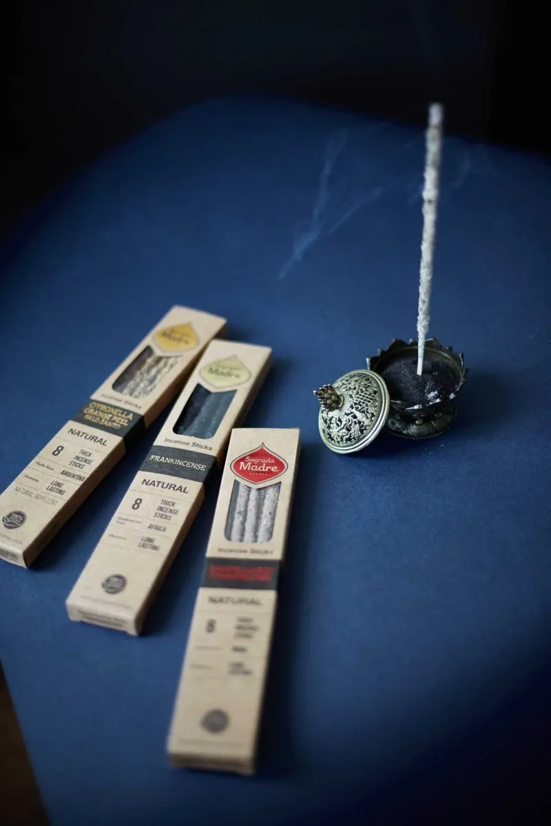 Благовония Sagrada Madre "Ладан" (серия Natural)