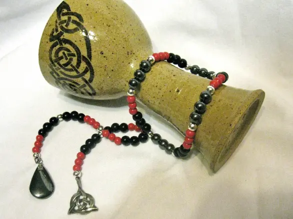 Языческие молитвенные четки - применение