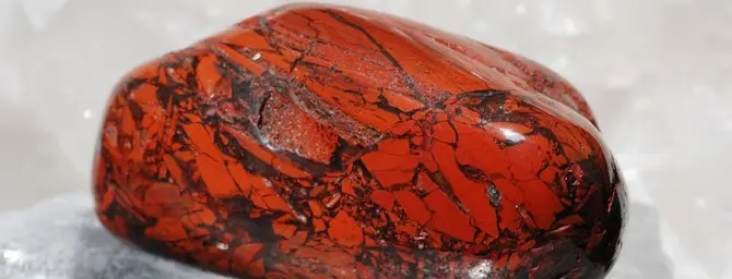 Кому подходит камень яшма по гороскопу и другим особенностям