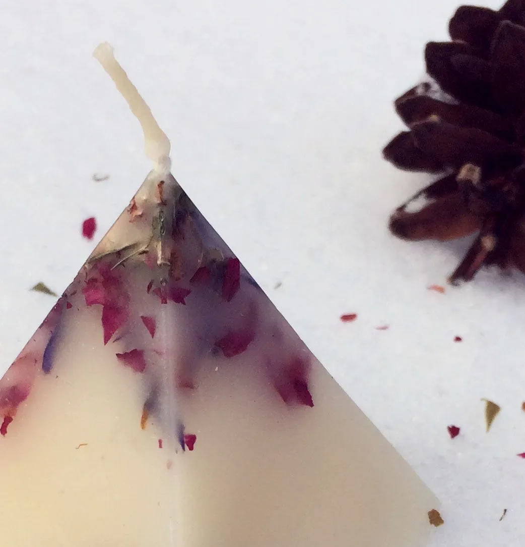 Свеча "Молоко Имболка"