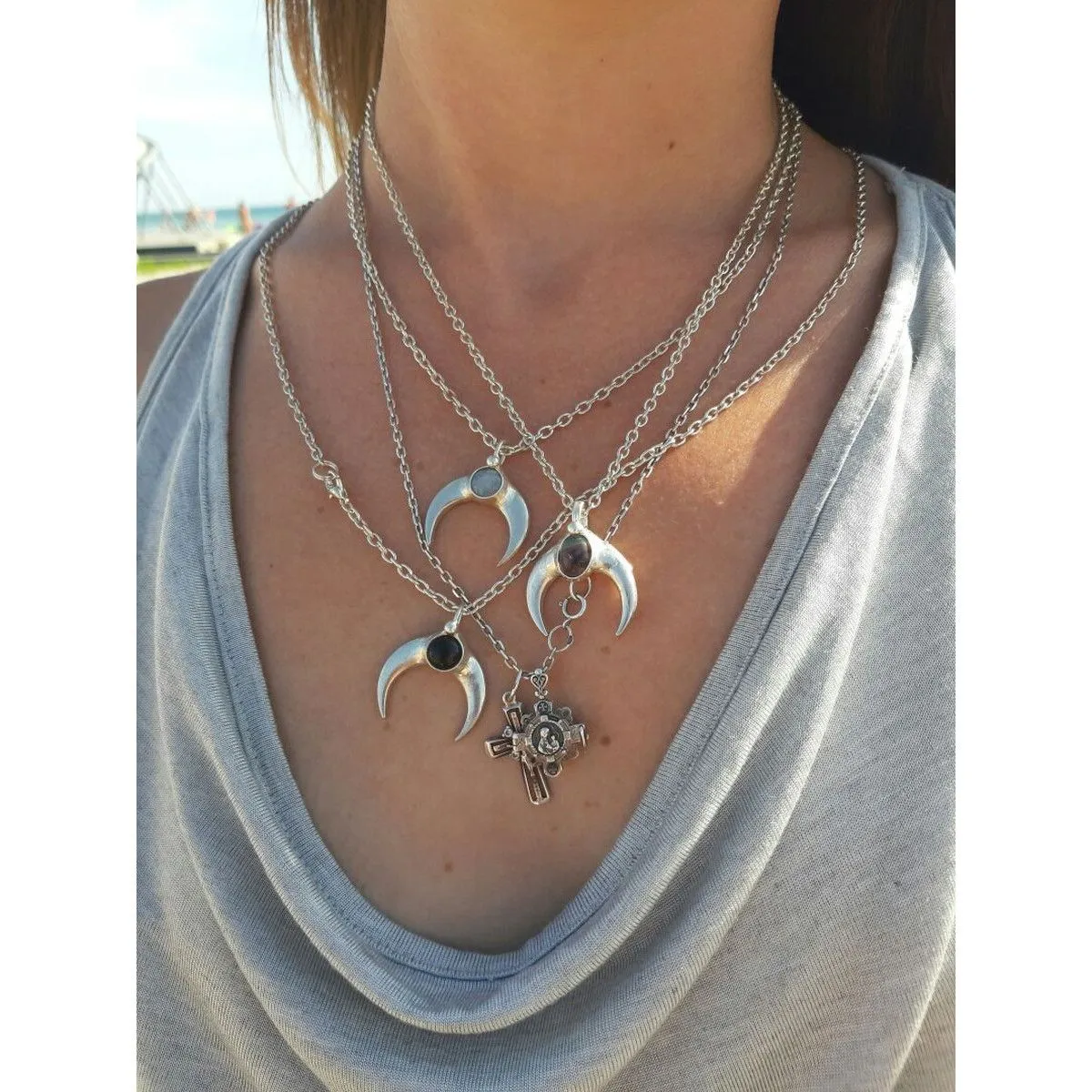 Подвеска "Созвездие Тельца" с лабрадором