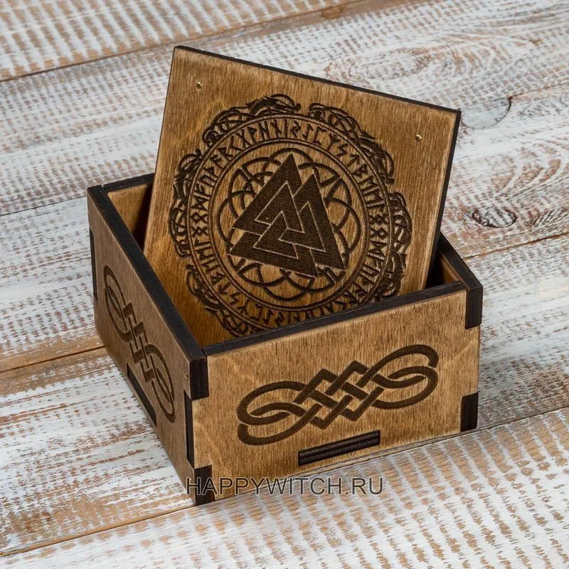 Шкатулка "Валькнут"