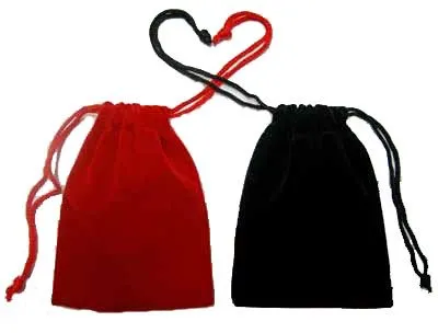 Серебряное кольцо "Колдунья Калех" с лунным камнем