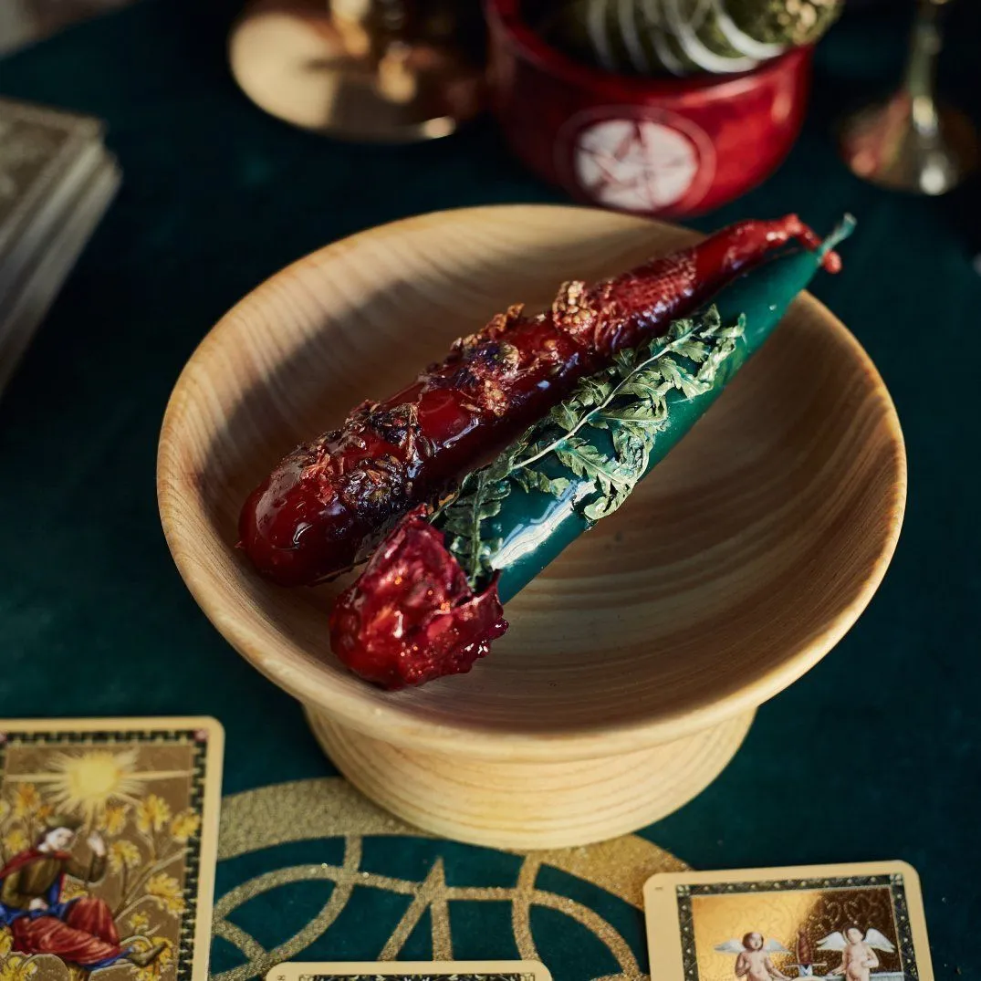 Катаная свеча "Хозяйка медной горы - морок на страсть"