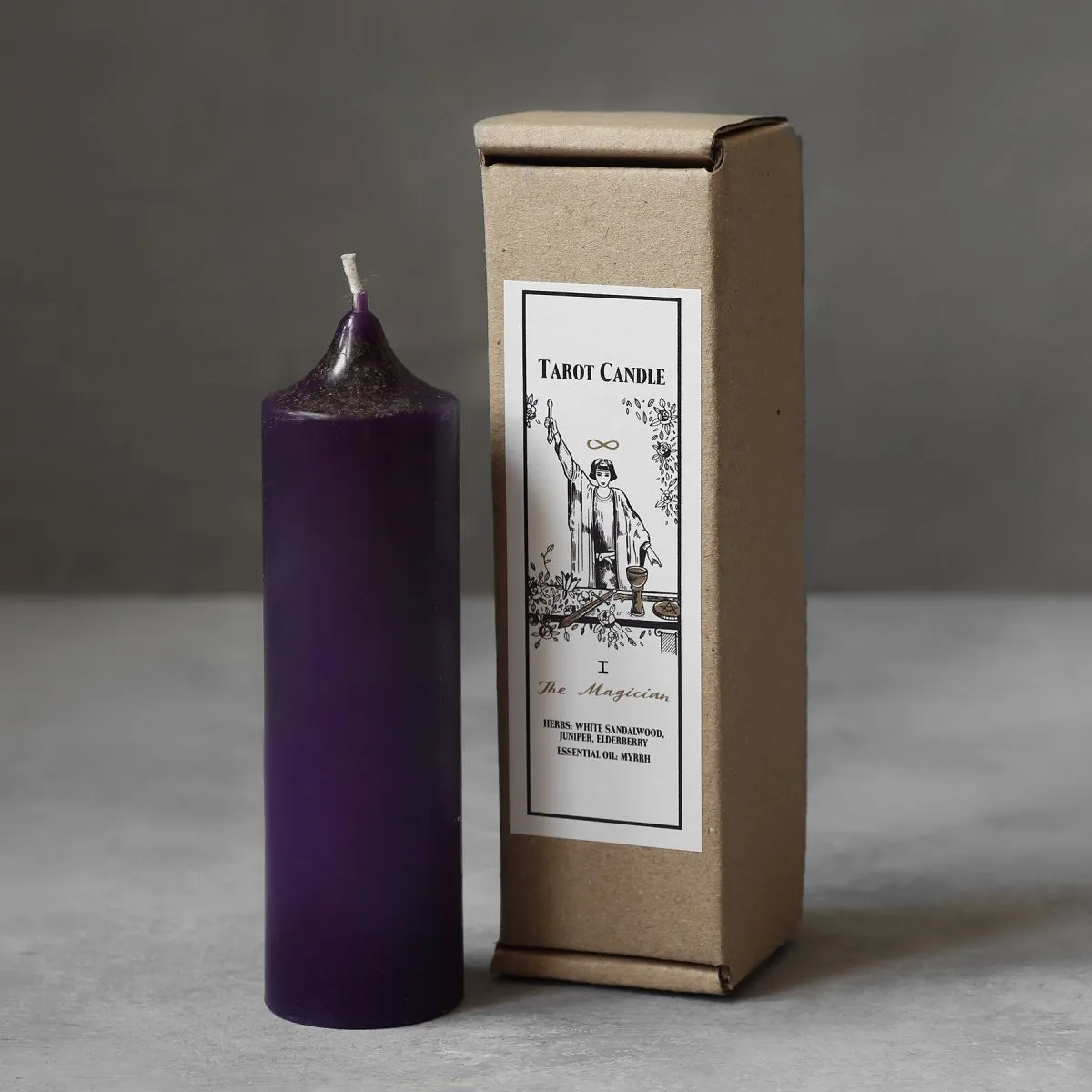 Свеча Таро "Маг"