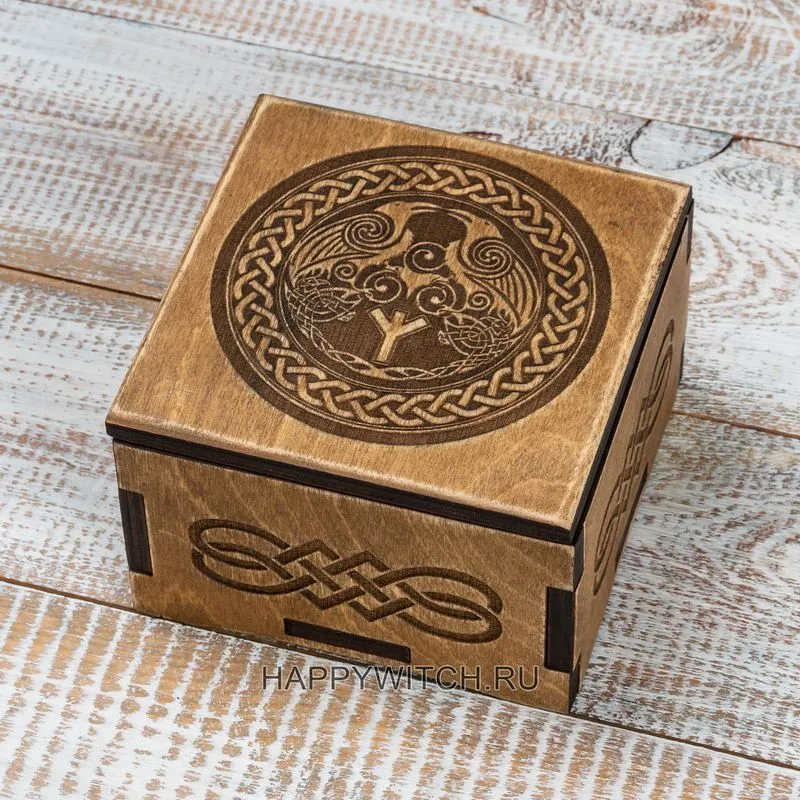 Шкатулка "Вороны Одина"