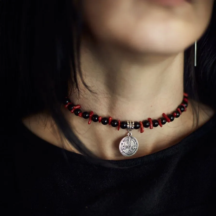 Чокер "Лилит" с морионом и кораллом