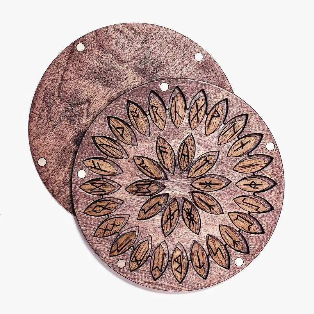 Набор рун "Саксонский круг" в футляре