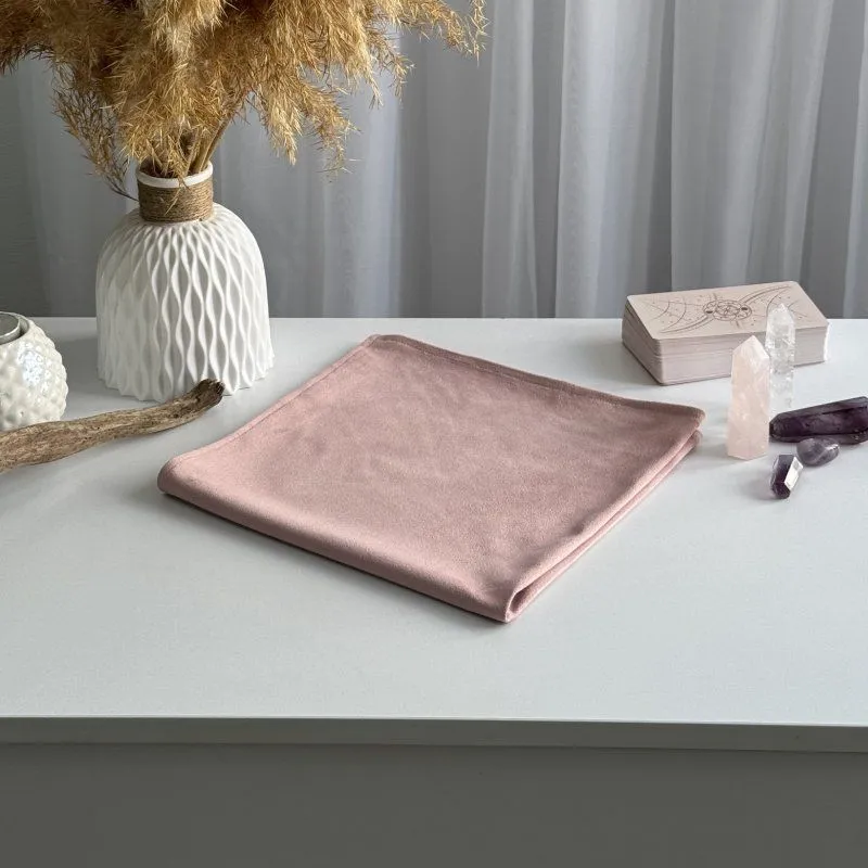 Скатерть для гадания розовая, эко-замша, 50 х 50 см