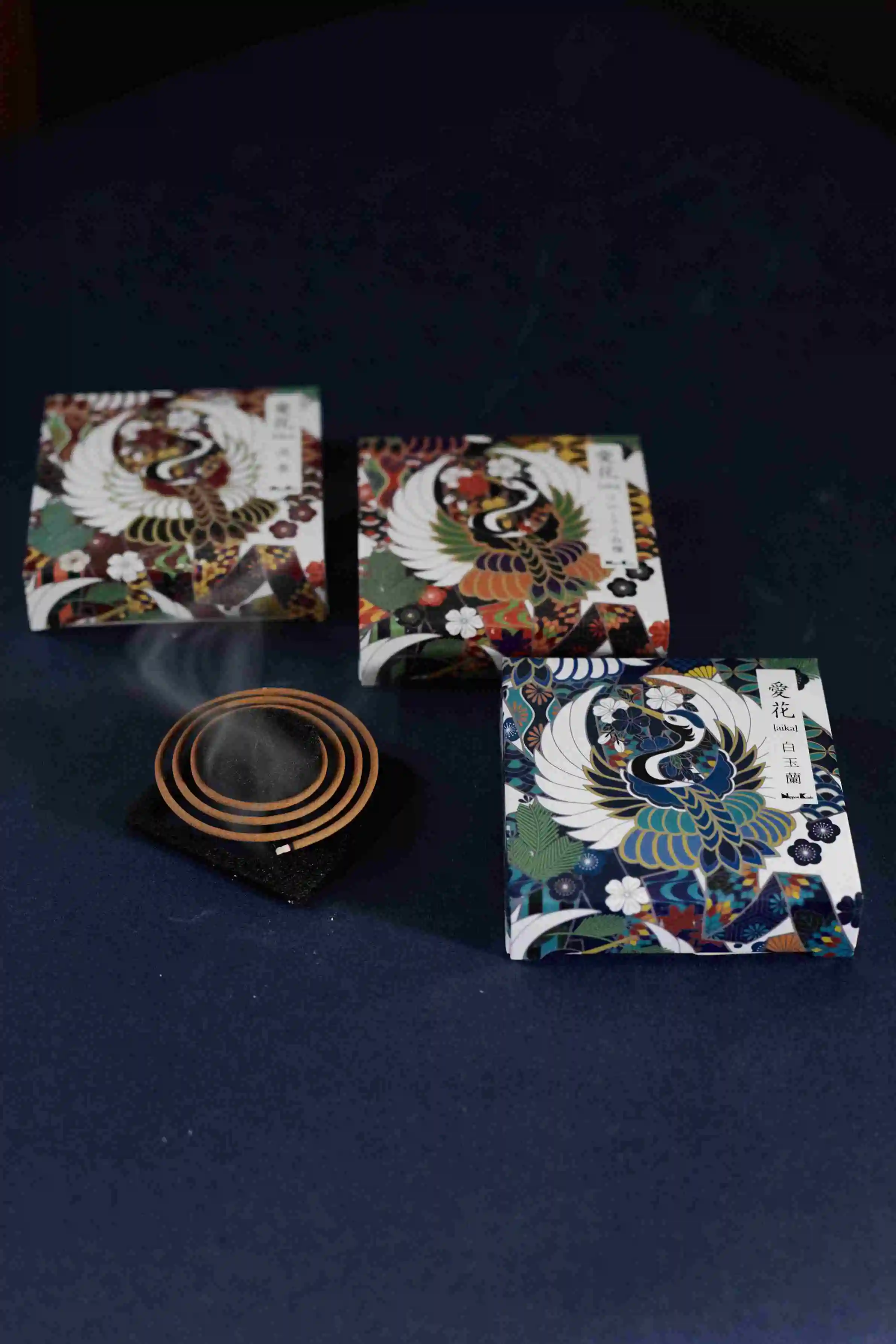 Японские спиральные благовония Aika "Hakugyokuran" ("Белая нефритовая орхидея")