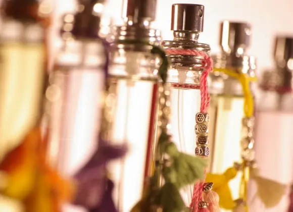 Об искусстве создания натуральных духов. (с) Анна Герасимова