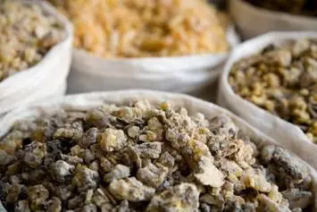 Ароматические смолы в магической и парфюмерной практике