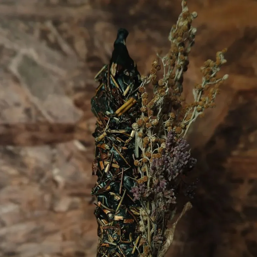 Свеча "Врата Нави"