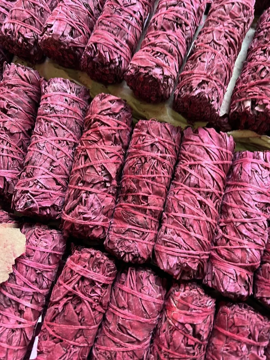 Скрутка белого шалфея с ароматической смолой "кровь дракона"