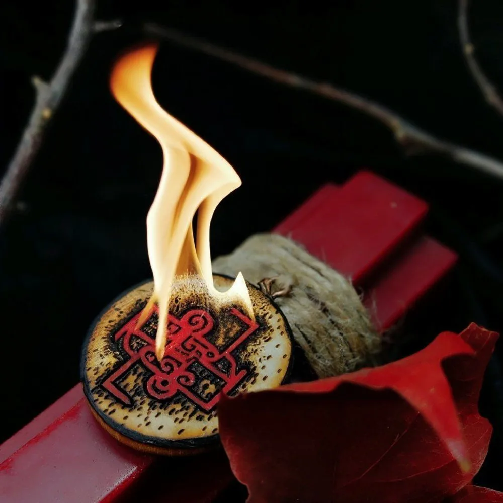 Свеча «Круг Силы»