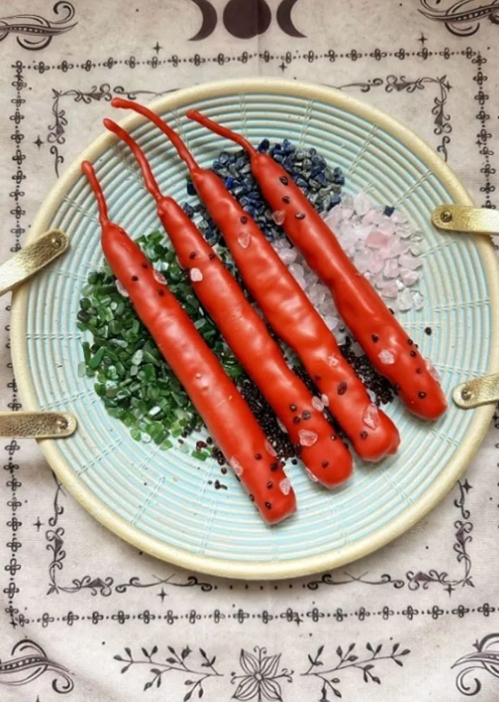 Катаная живая свеча "Любовная" с розовым кварцем и гранатом