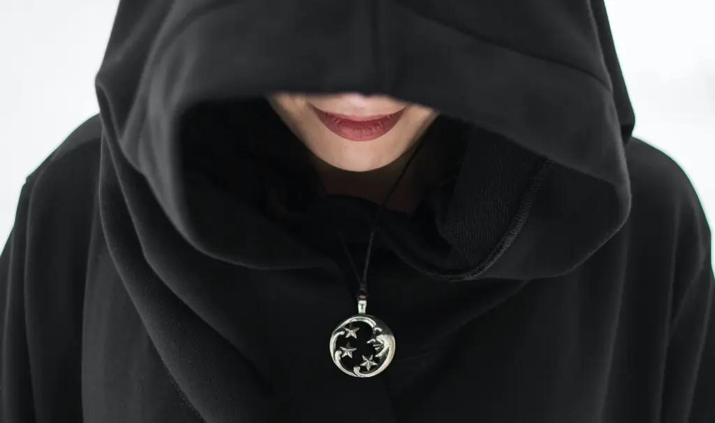 Что такое магия? В чем различия между магом, чародеем и колдуном?