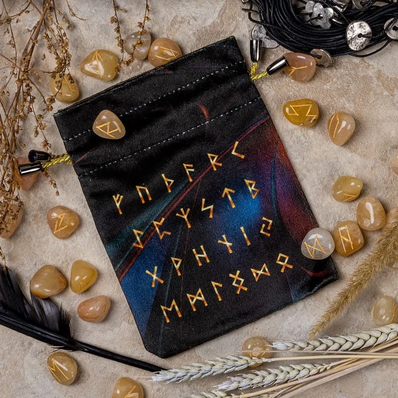 Мешочек для рун "Древняя тайна" красно-черный