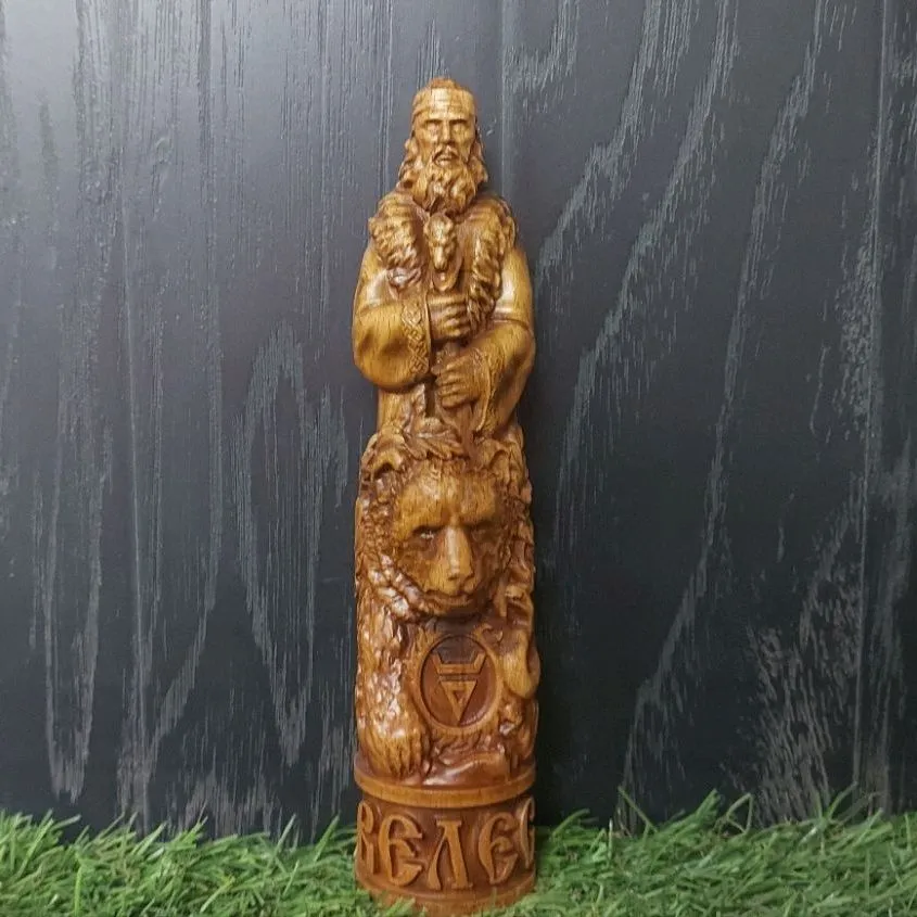 Алтарная статуэтка "Велес" из дерева