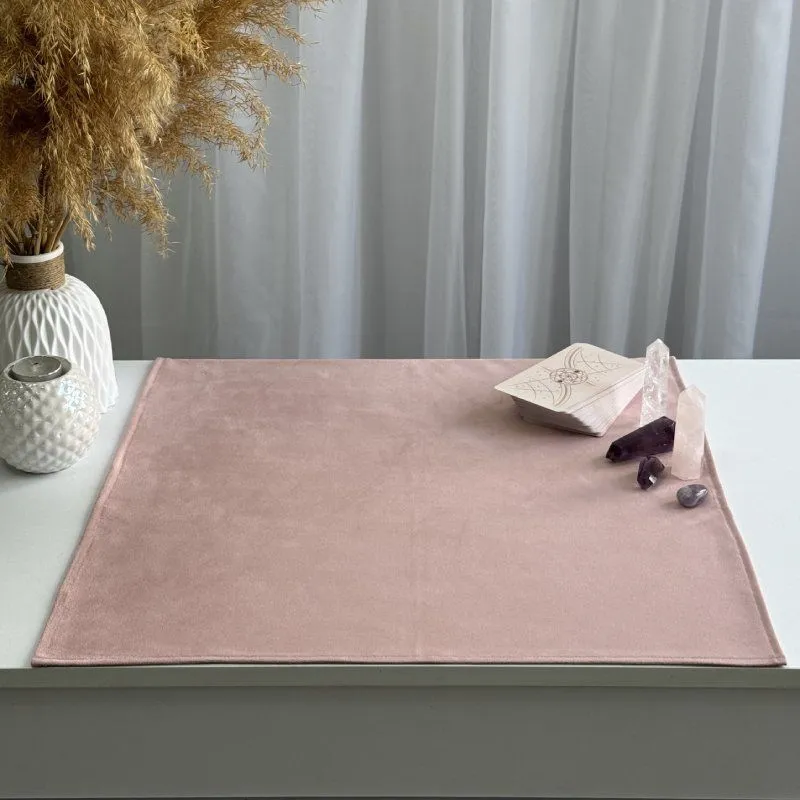 Скатерть для гадания розовая, эко-замша, 50 х 50 см