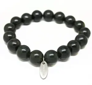 Бусы из нефрита