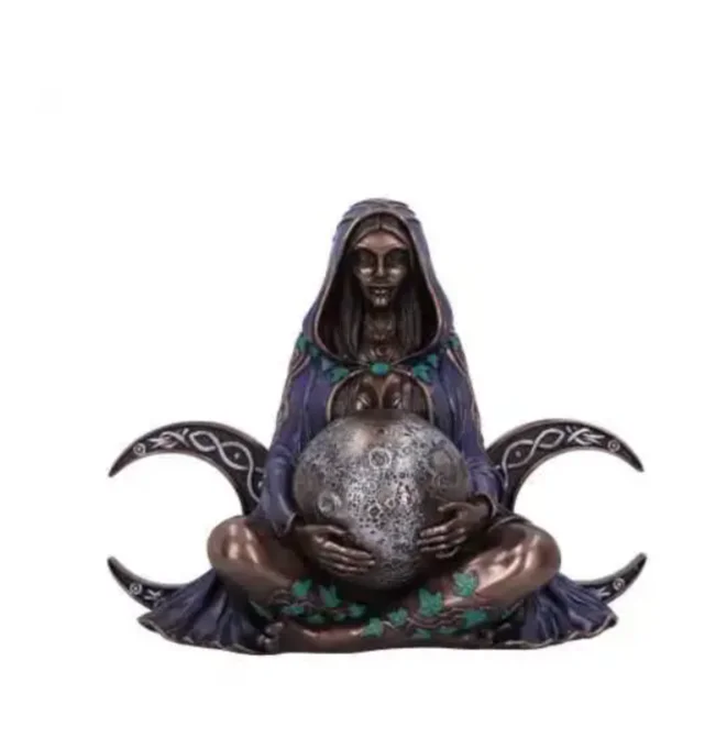 богиня тройной луны.png