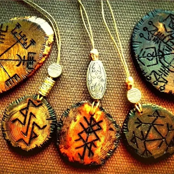 Виды рунических артефактов