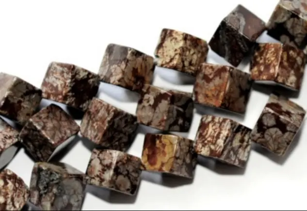 Арахисовый обсидиан