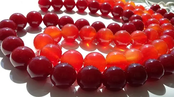 Кому подходит сердолик по знаку зодиака