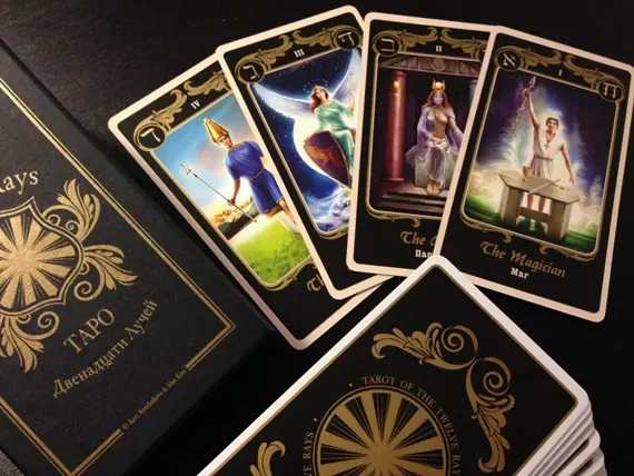 Как раскладывать карты Таро правильно