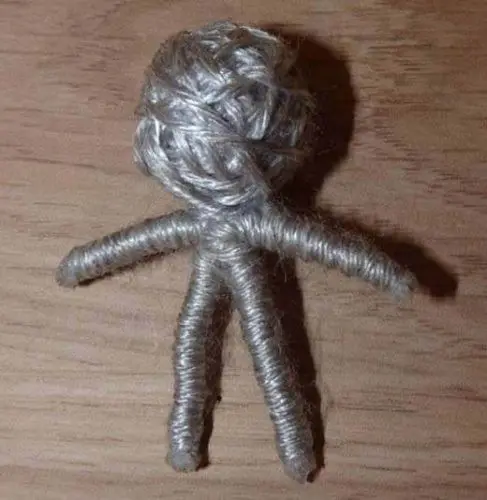 Кукла Вуду из ниток