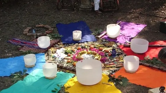 Хрустальные поющие чаши