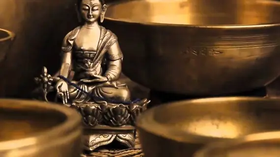 Чакры и лечение поющими чашами