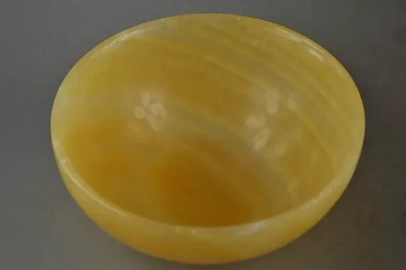 Желтый нефрит