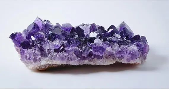 Виды природных камней_Аметист