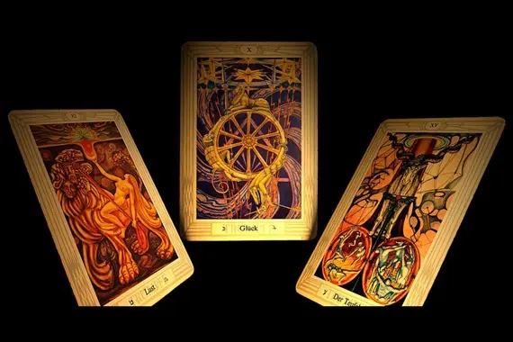 Что показывает расклад Таро «1 карта» на день, неделю, месяц и год