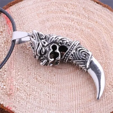 Клык волка Клык волка