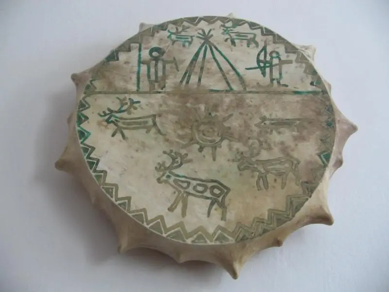 Традиции народов севера_бубен