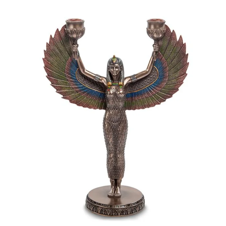 Исида подсвечник.png