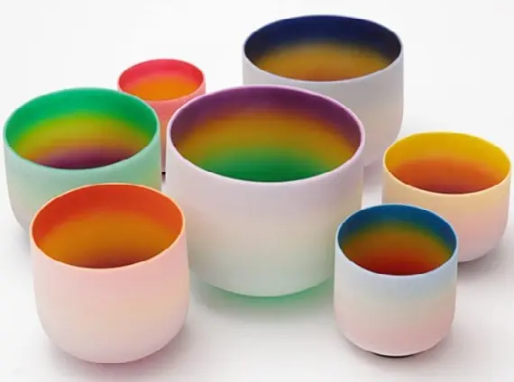 Воздействие хрустальных поющих чаш на ауру и чакры