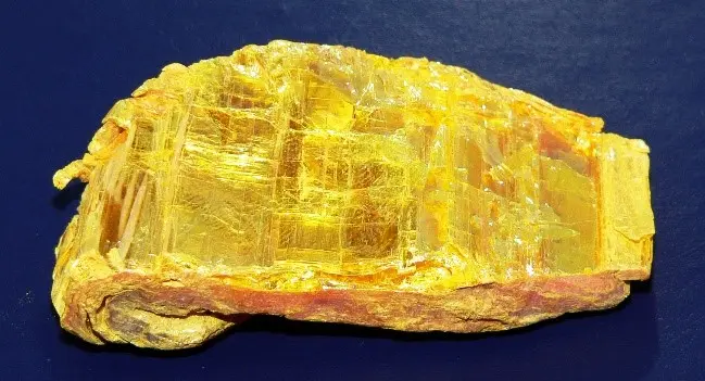 Аурипигмент