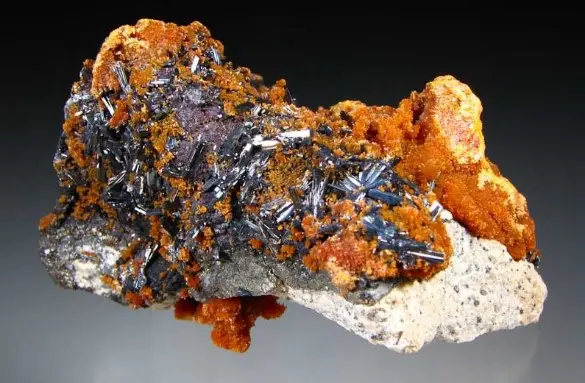 Гутчинсонит