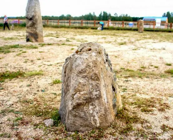 Ахуновские менгиры