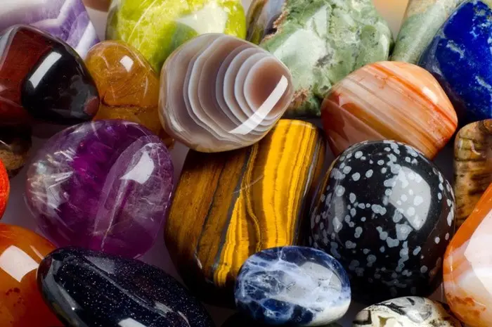 Камни, притягивающие деньги и удачу