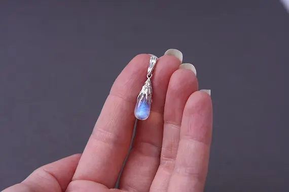 Кулоны с адуляром