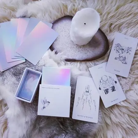 Корректная трактовка Мага, если рядом лежит карта масти Мечей Корректная трактовка Мага, если рядом лежит карта масти Мечей